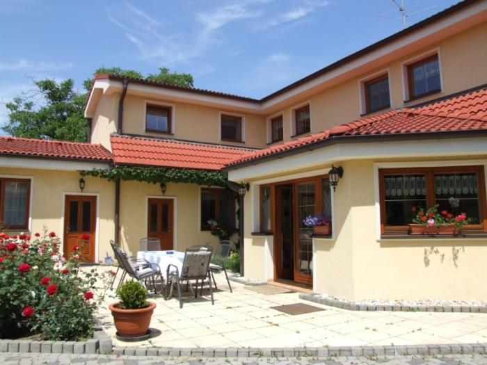 Penzion 77 - Garni Pezinok Exterior foto